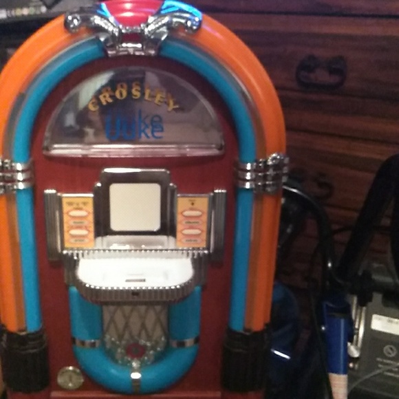 Crosley Other - Crowley IJuke
